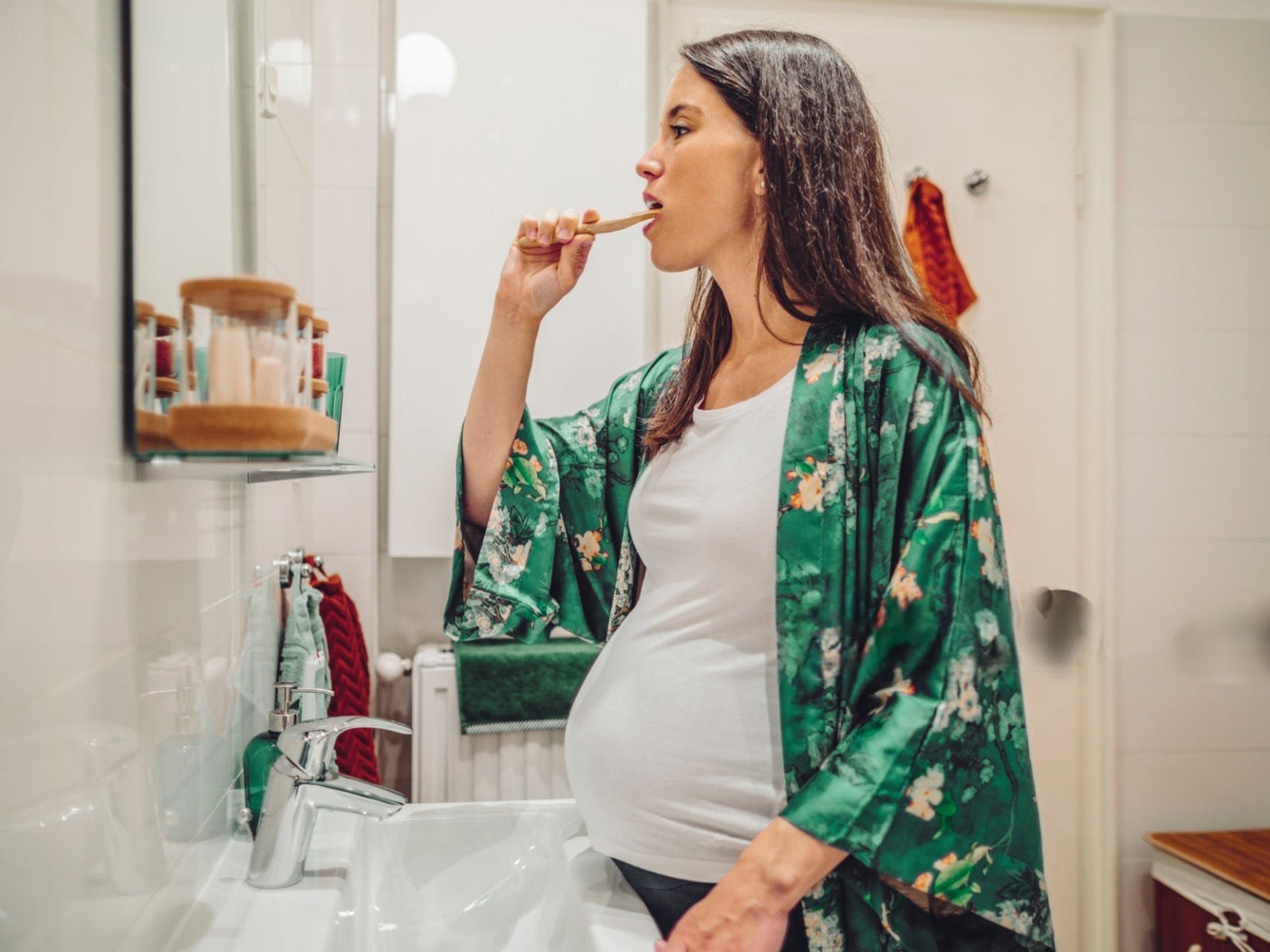 Why is it Especially Important for Pregnant Women to Choose the Right Oral Care Products?